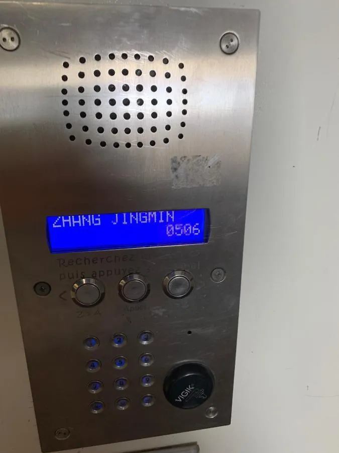Chambre Spacieuse Et Confortable Il Y A Un Ascenseur Et Idealement Situe Apartment Choisy-le-Roi